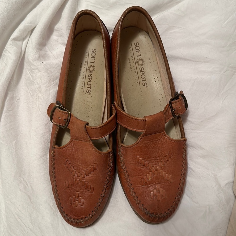 Soft Spots embroidered brown leather moccasins